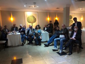 Aristides de La Plata Cury e Lígia Marcondes ao centro